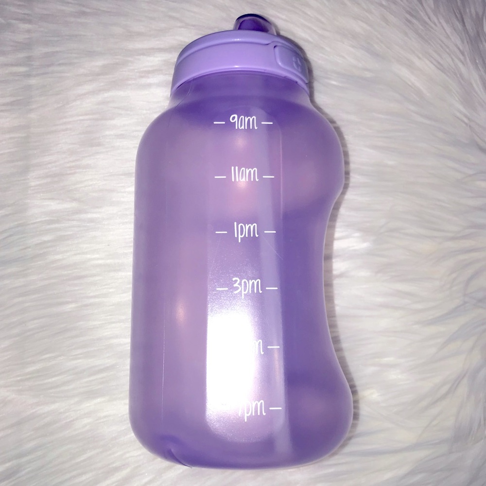 New Ello Hydra 64oz Half Gallon Water Jug Handle and Motivational Time Markers